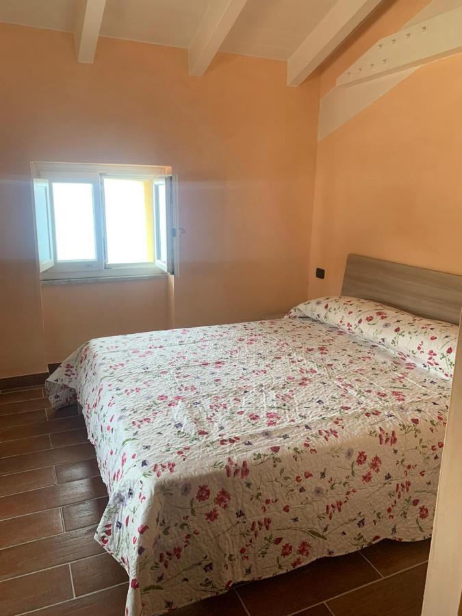La Terrazza Nel Blu Apartment Imperia Luaran gambar